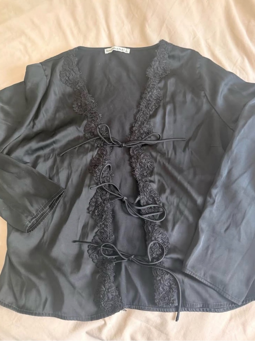 Abercrombie & Fitch Black Lace-Trim Tie-Front Women's top